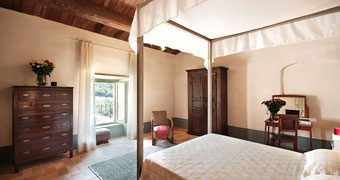 Castello di Postignano Postignano Hotel