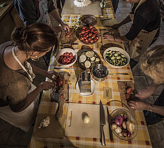 CORSO DI CUCINA POPOLARE TOSCANA E MEDIEVALE Hotel
